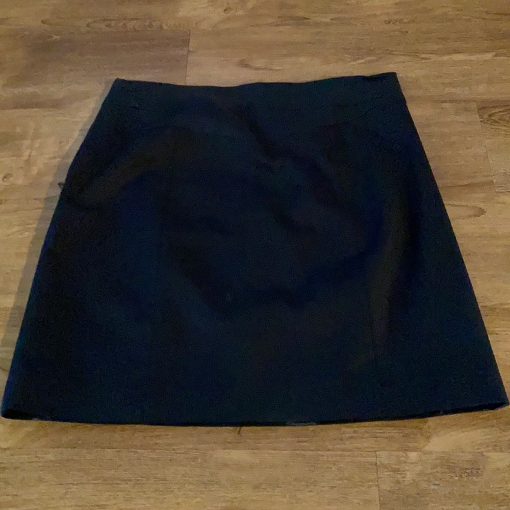 Banana Republic black skirt